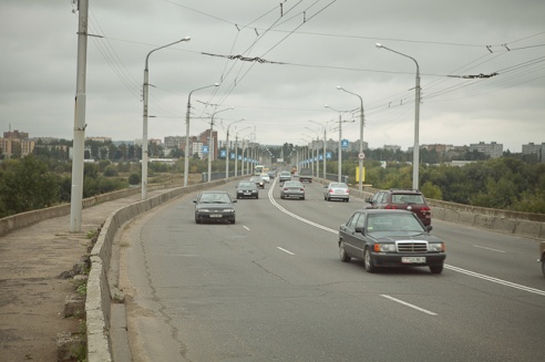 Опоры моста на Шмидта совсем сгнили (фото)
