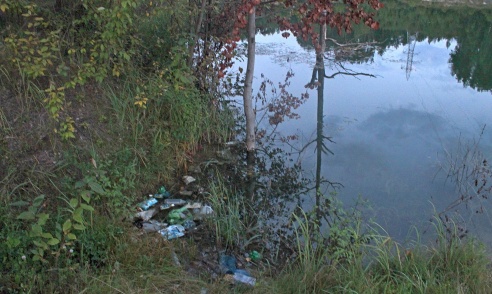 Фотофакт: обратная сторона красоты карьеров “Синька” и “Зеленка”