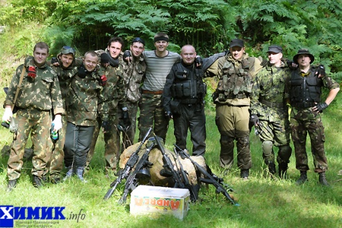 Мужские игры: страйкбол (много фото)