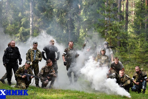 Мужские игры: страйкбол (много фото)