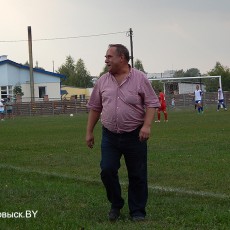 Цеметник в упорной борьбе переиграл Сахкомбинат