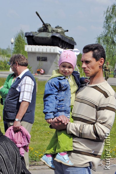Кто и почему отмечает День танкиста в Слуцке (+опрос)