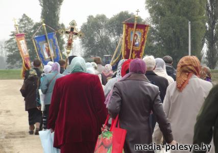 Первая служба в честь иконы Божией Матери Неопалимая Купина прошла в Федорах Первая служба в честь иконы Божией Матери Неопалимая Купина прошла в Федорах