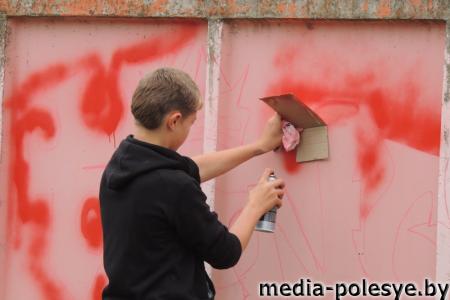 Фестиваль граффити прошёл, следы остались на стенах