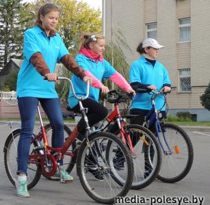 Всемирный день без автомобиля на Столинщине отметили велопробегом Всемирный день без автомобиля на Столинщине отметили велопробегом