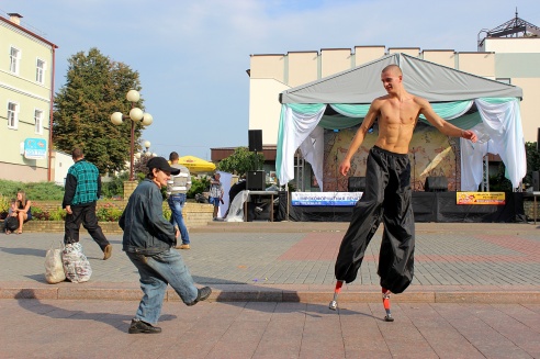 Фоторепортаж: последний день лета Гродно отметил фестивалем уличного искусства