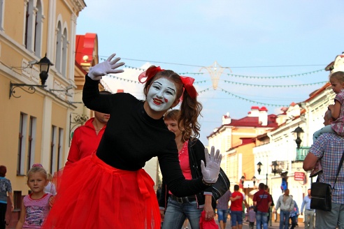 Фоторепортаж: последний день лета Гродно отметил фестивалем уличного искусства