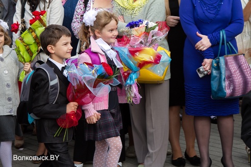 Школы распахнули двери перед учениками