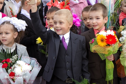 Школы распахнули двери перед учениками