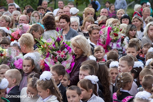Школы распахнули двери перед учениками