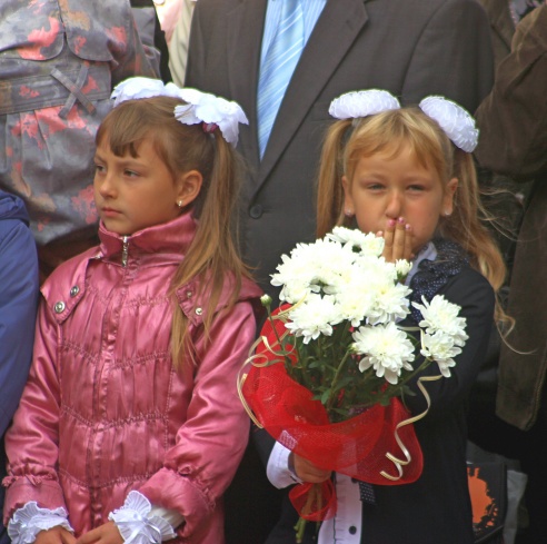 Фоторепортаж: 2 сентября во всех школах Гродно прошли линейки