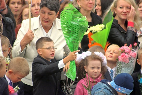 Фоторепортаж: 2 сентября во всех школах Гродно прошли линейки