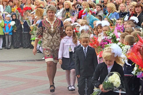 Фоторепортаж: 2 сентября во всех школах Гродно прошли линейки