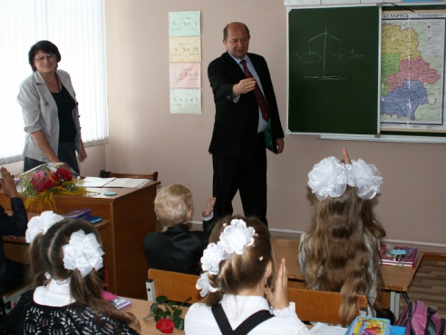 Глубоких знаний и отличных оценок! (+фото)