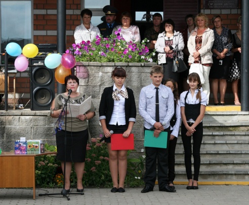 Глубоких знаний и отличных оценок! (+фото)