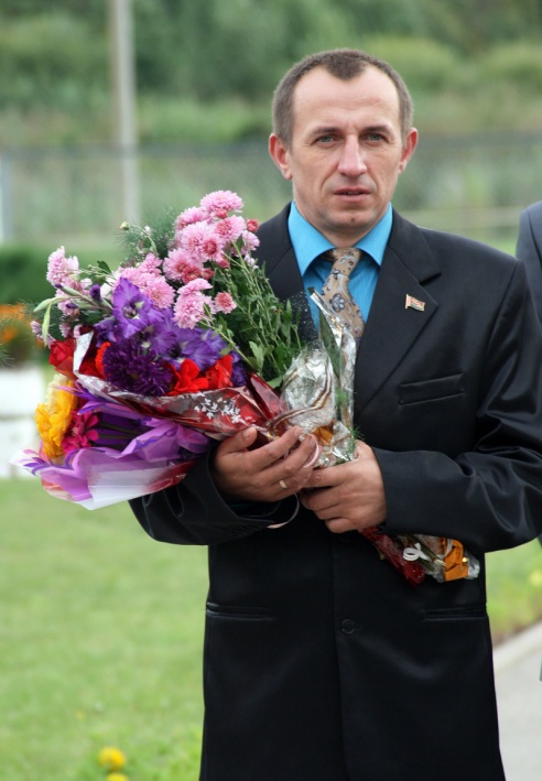 Глубоких знаний и отличных оценок! (+фото)