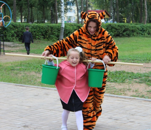 День знаний со спасателями