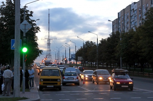 Вечером 9 сентября на улице Брикеля в Гродно произошло серьезное ДТП, собравшее большой затор