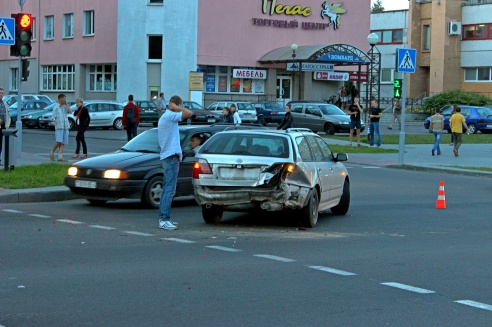 Вечером 9 сентября на улице Брикеля в Гродно произошло серьезное ДТП, собравшее большой затор