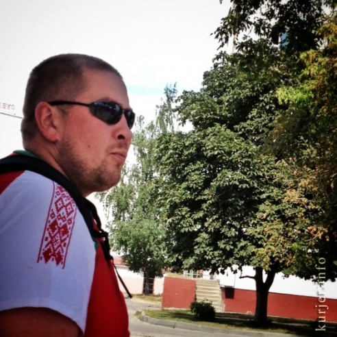 Алесь Достанко: фокус с цветом — игры патриотов