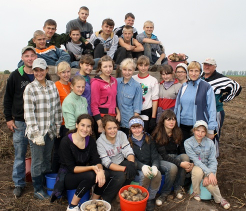 С молодым задором