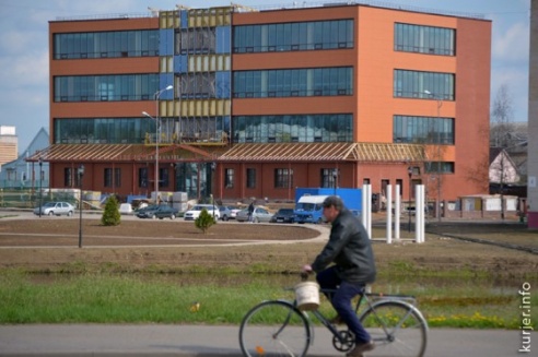 Большие стройки Слуцка. Фабрика «Слуцкие пояса»