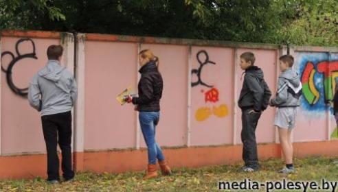 Фестиваль граффити прошёл, следы остались на стенах
