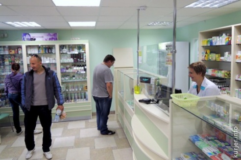 Возле «ямпольского» открылась частная аптека