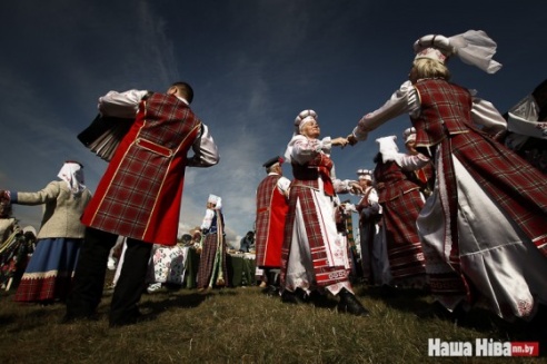 Рукі яшчэ не забылі: фэст беларускіх рамёстваў у Слуцку