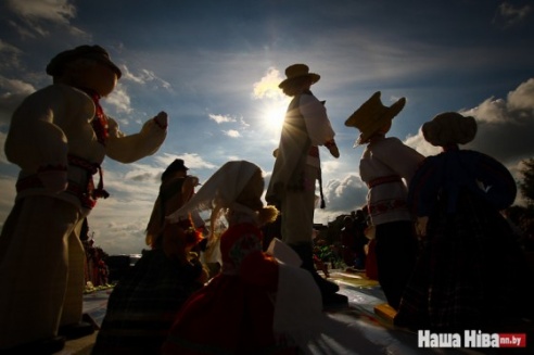 Рукі яшчэ не забылі: фэст беларускіх рамёстваў у Слуцку