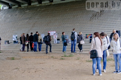Под мостом на Лазаренко прошла фотовыставка “Сублимация” (фото)