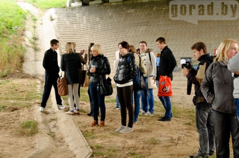 Под мостом на Лазаренко прошла фотовыставка “Сублимация” (фото)