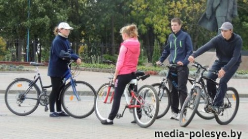 Всемирный день без автомобиля на Столинщине отметили велопробегом