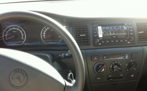 В Гродно привезли два автовоза новых Geely, среди которых и планируемый к серийному производству кроссовер Emgrand X7: первые впечатления