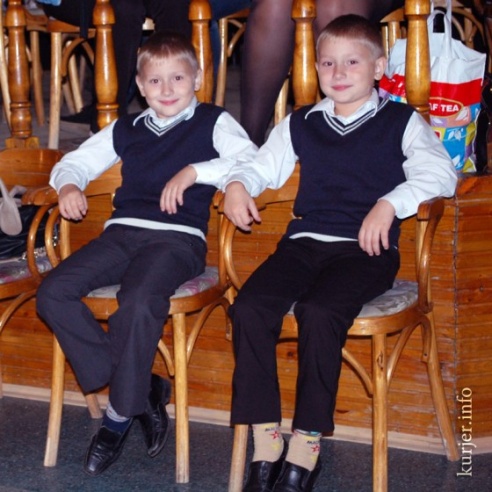 Конкурс близнецов прошёл в Слуцке