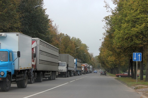 Утро 26 сентября Гродно встретил пробками и отсутствием парковочных мест