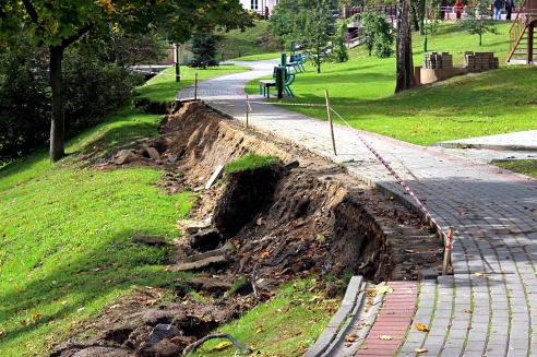 Берег Городничанки пообещали восстановить за три дня