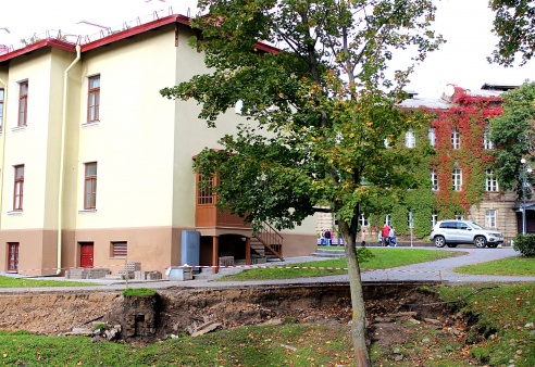 Берег Городничанки пообещали восстановить за три дня