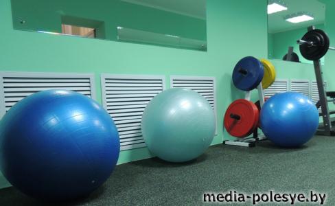 За здоровьем – в ФСК: в Столине открылся новый тренажёрный зал