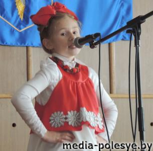 Столінскія медыкі для былых калег зрабілі свята