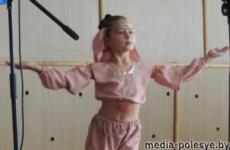 Столінскія медыкі для былых калег зрабілі свята