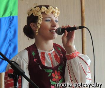 Столінскія медыкі для былых калег зрабілі свята