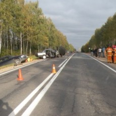 При лобовом столкновении четырех машин в Волковысском районе пострадало 5 человек