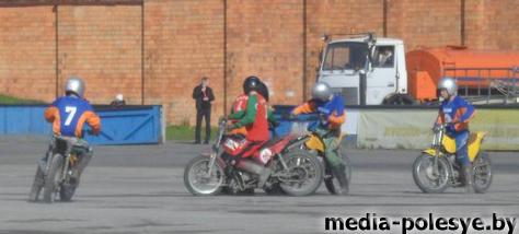 Лунинецкая «Ракета» - чемпион Республики Беларусь по мотоболу