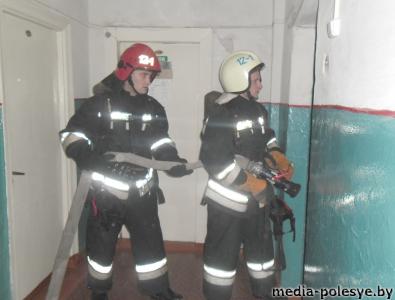 В общежитии лицея прошла эвакуация учеников. Учебная