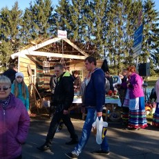 Ярмарка в Волковыске: для своих на бульбу скидок не предусмотрено (обновлено, фото)