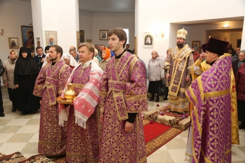 Богослужение в Сретенском храме