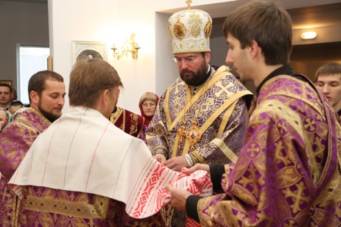 Богослужение в Сретенском храме