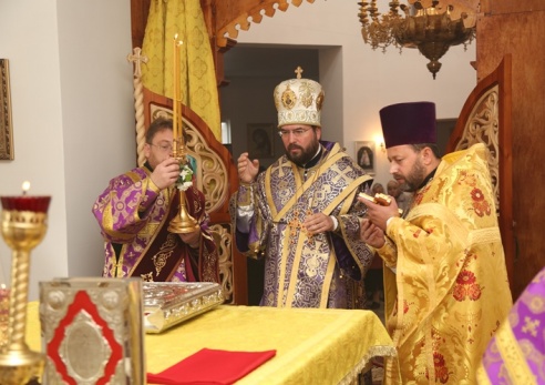 Богослужение в Сретенском храме