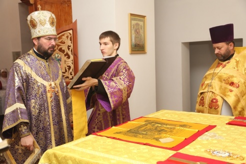 Богослужение в Сретенском храме